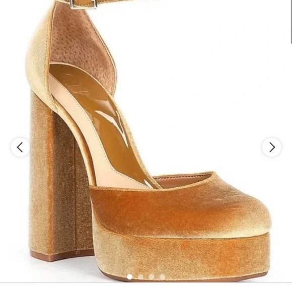 GB Gianni Binni Runway Velvet Ankle Strap Platform Pumps - Picture 3 of 8